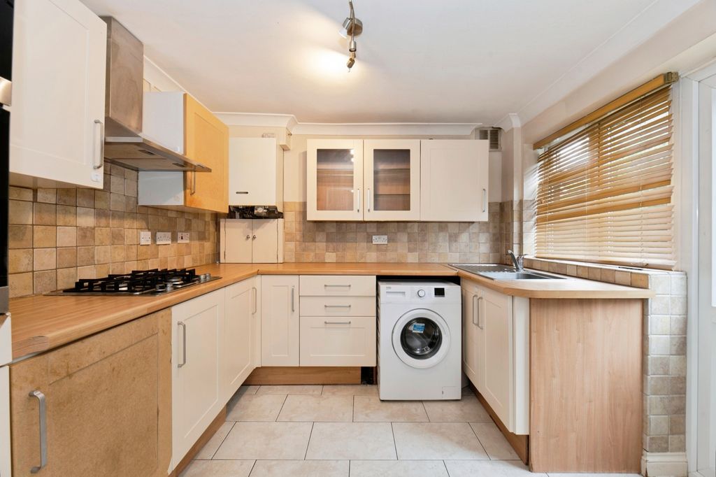 Property photo 2 of 14 Pbox-Img.Jpg