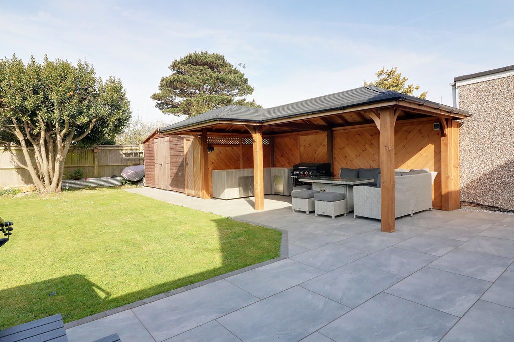 Property photo 2 of 21 Rear Garden