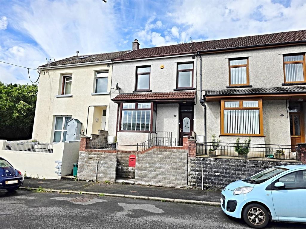 Property photo 1 of 30