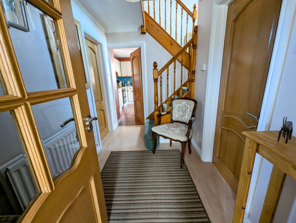 Property photo 2 of 23 Hallway