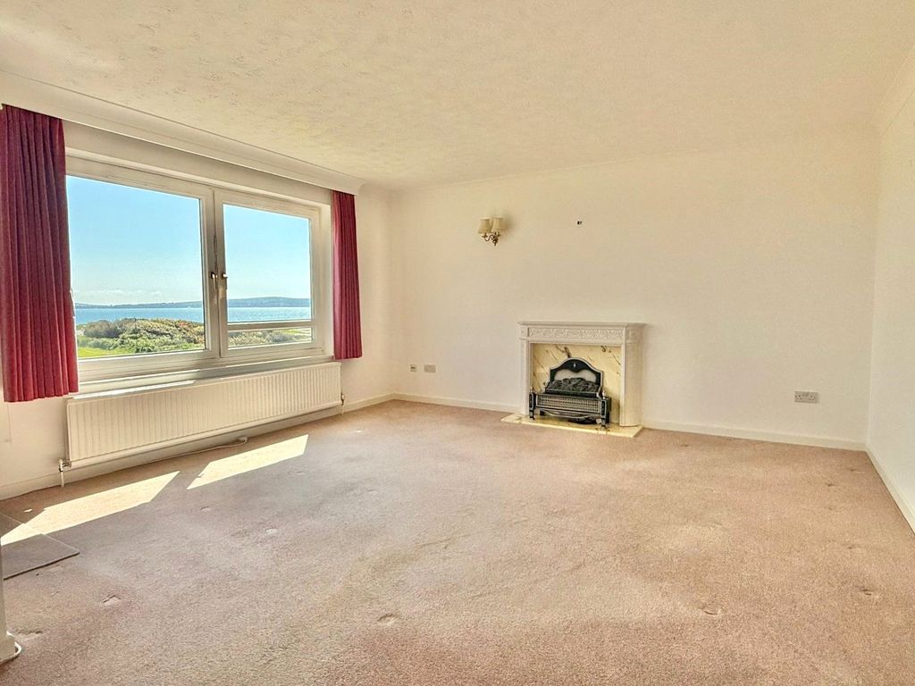 Property photo 3 of 21 Picture No. 14