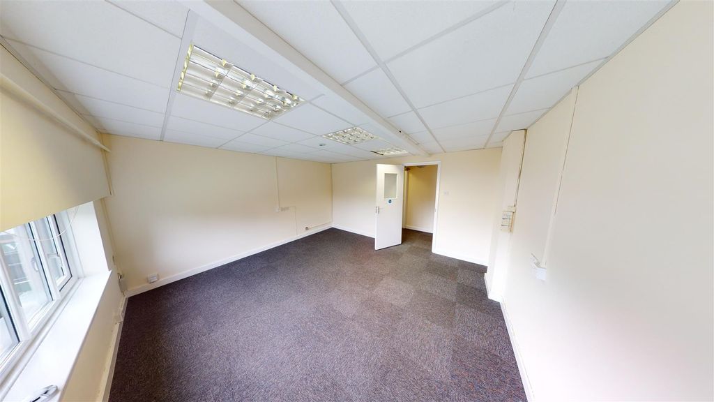 Property photo 1 of 4 Office-15-08252021_142030.Jpg