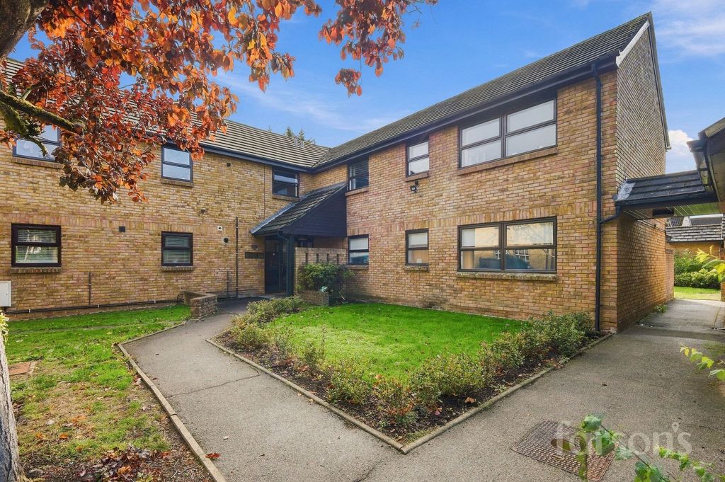 Property photo 1 of 19