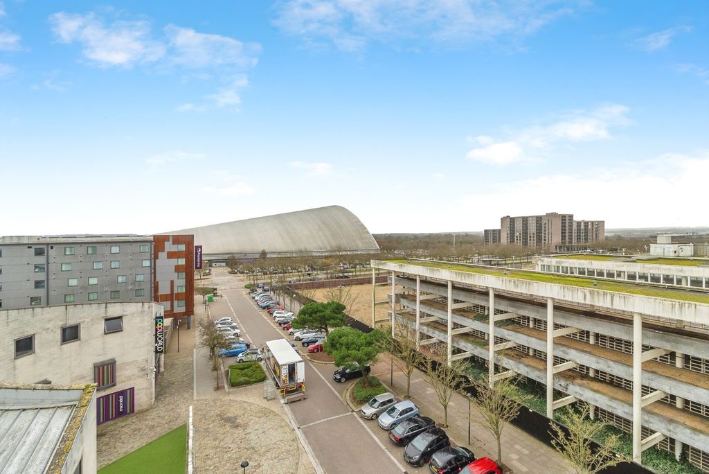 Property photo 2 of 15 Pbox-Img.Jpg