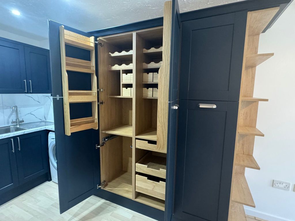 Property photo 3 of 9 Photograph 3