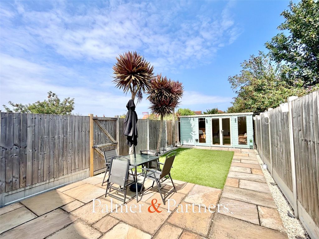 Property photo 3 of 20 Picture No. 19