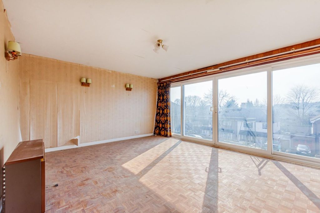 Property photo 2 of 17 Dsc_9305.Jpg