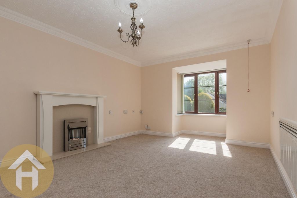 Property photo 3 of 7