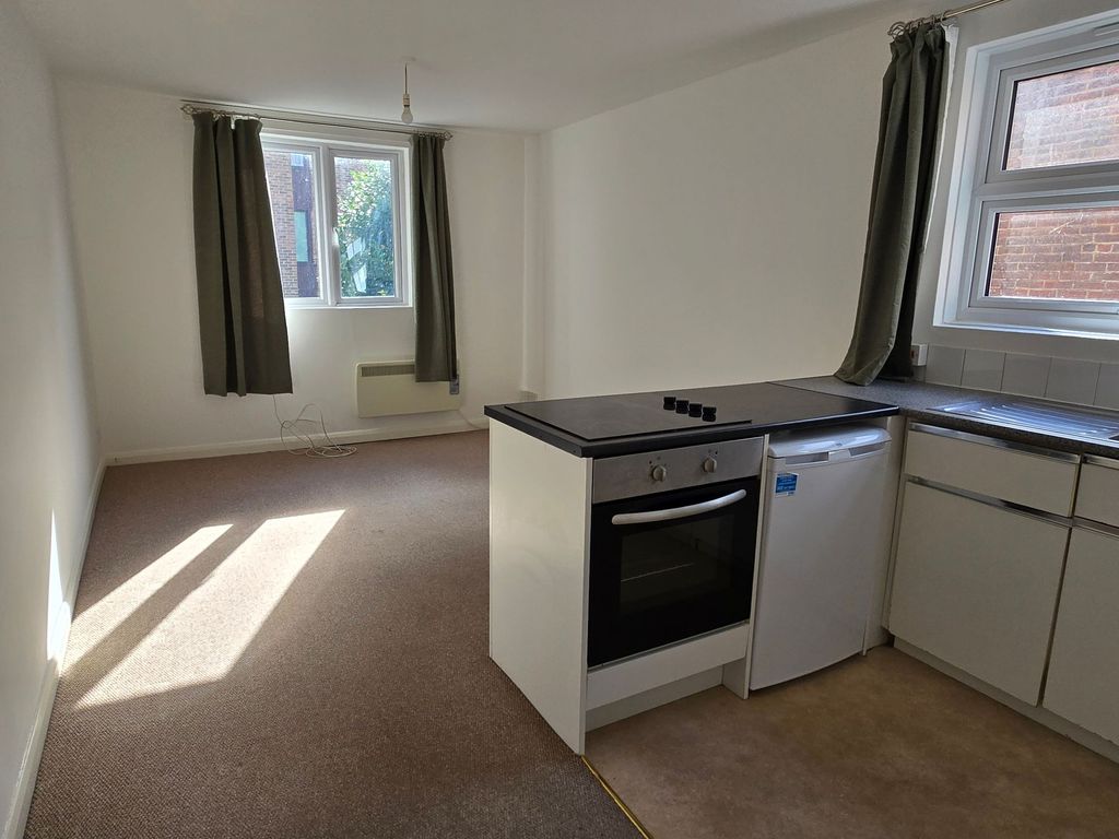 Property photo 2 of 5