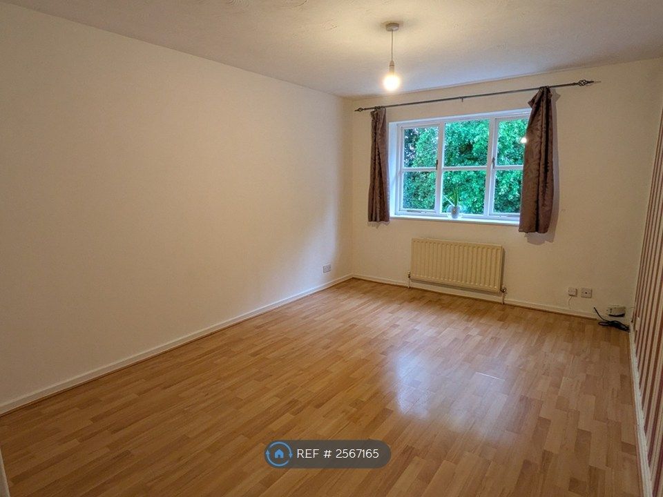 Property photo 2 of 6