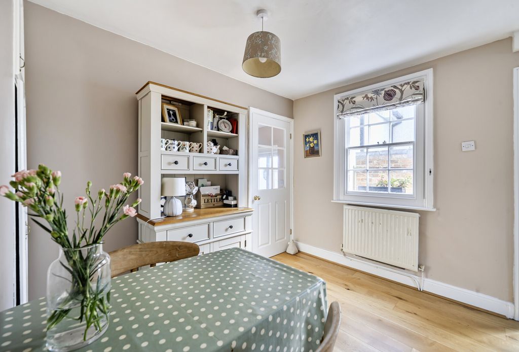 Property photo 3 of 15 1345076-10-68B5B8...
