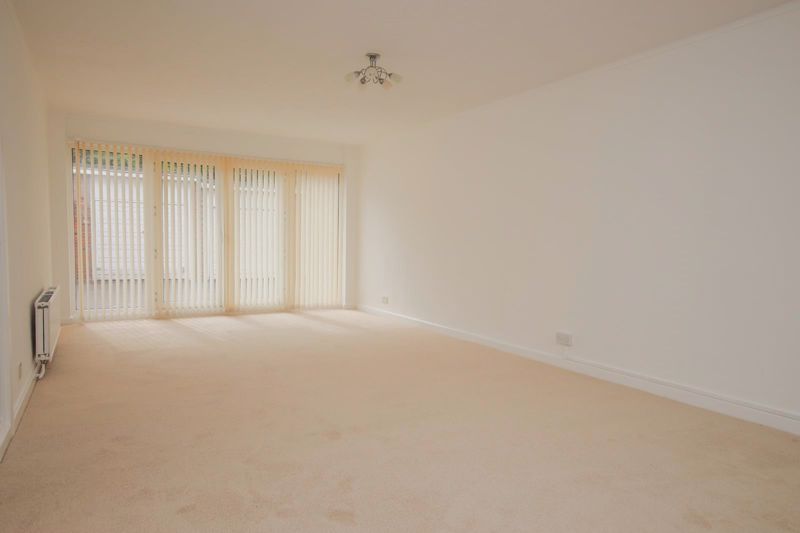 Property photo 3 of 9 Photo 2