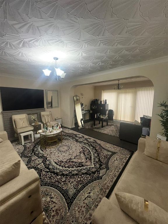 Property photo 2 of 13 Whatsapp Image 2026-01-08 At 10.59.35.Jpeg