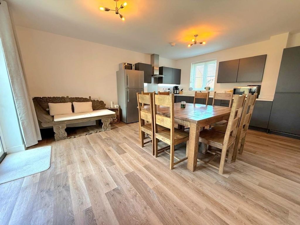 Property photo 2 of 23 8.Jpg
