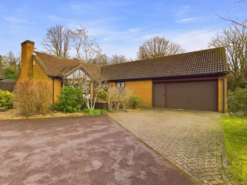 Property photo 3 of 18