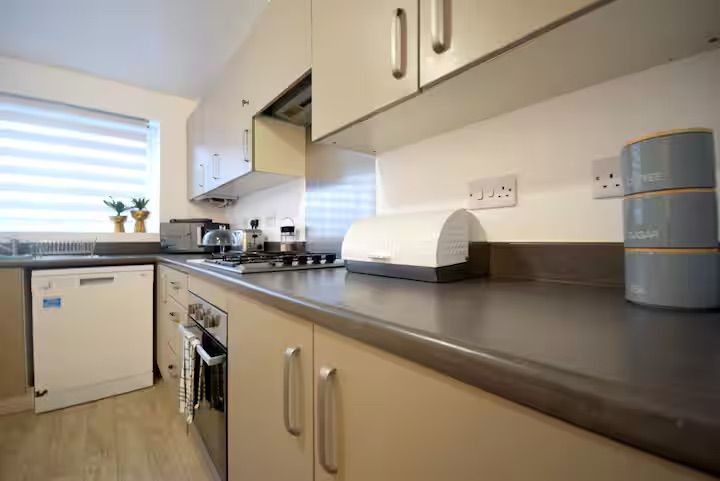 Property photo 3 of 20