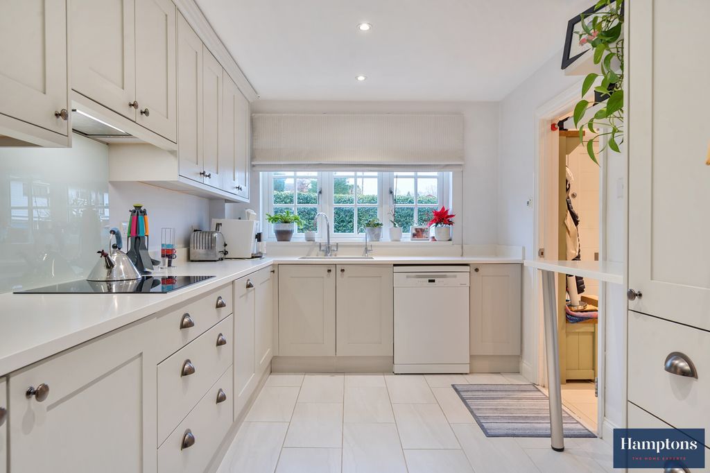 Property photo 2 of 3