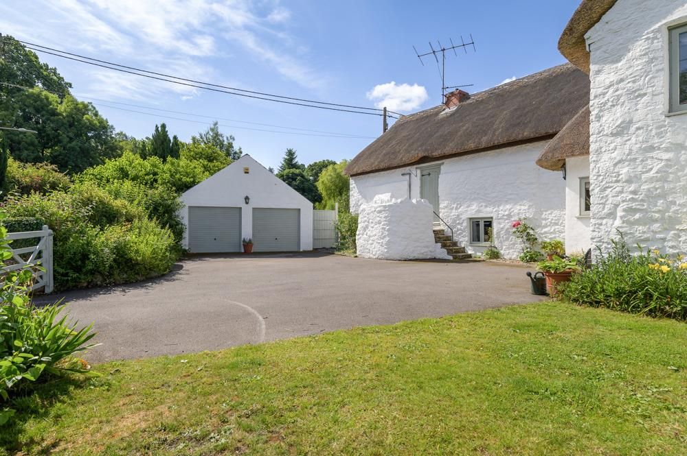 Property photo 1 of 18 Image