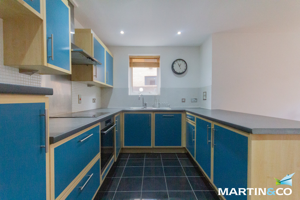 Property photo 3 of 10 Picture6