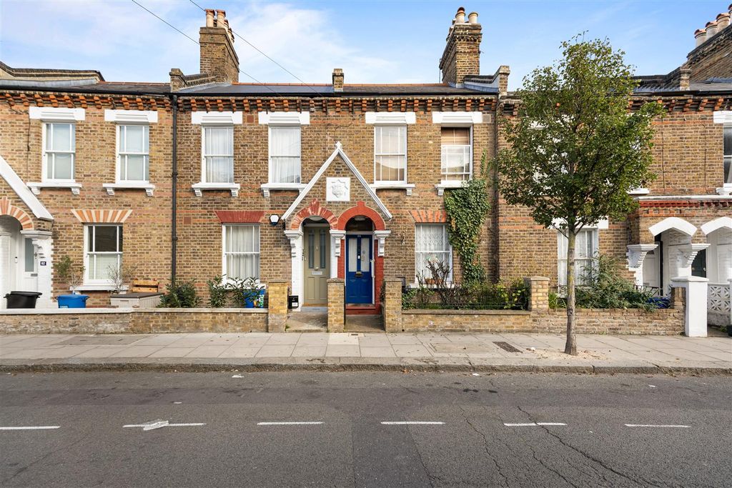 Property photo 2 of 15