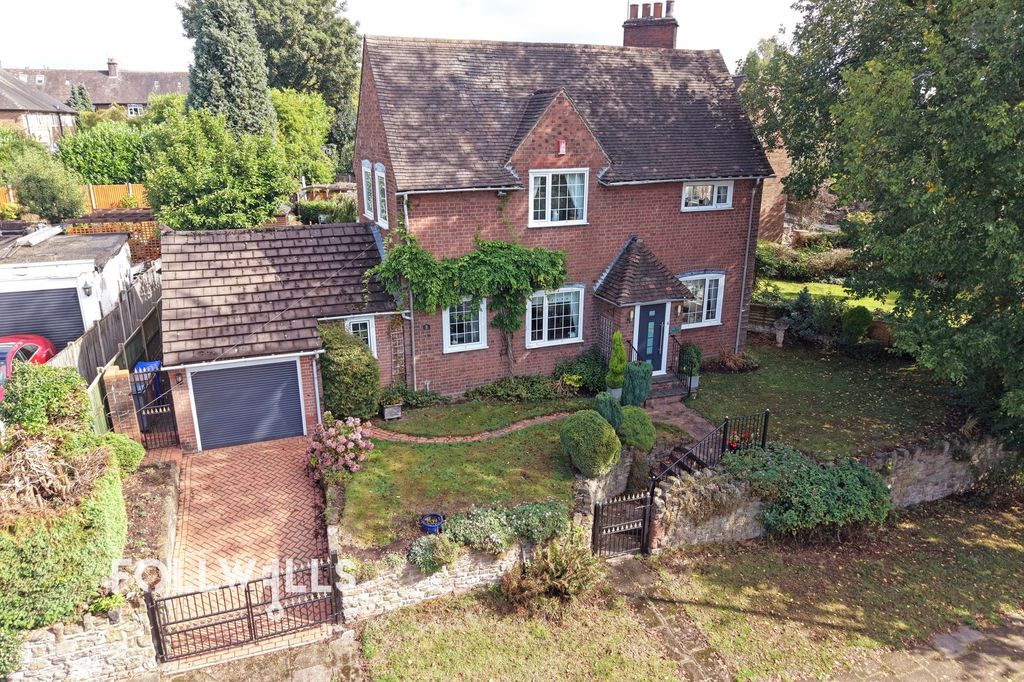 Property photo 1 of 21