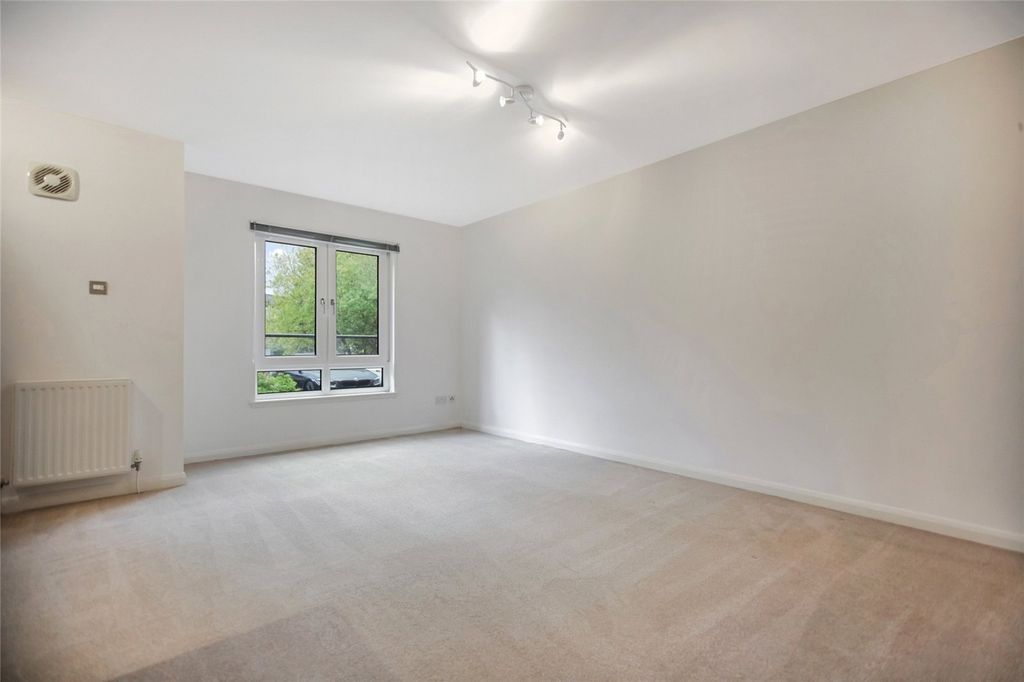 Property photo 2 of 13 Picture No. 05