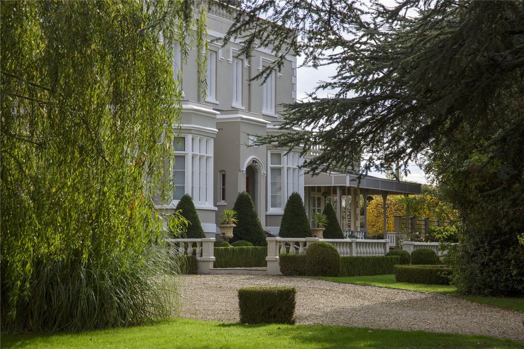 Additional image 14 of 6 bed detached house for saleEvesham, Worcestershire WR11
