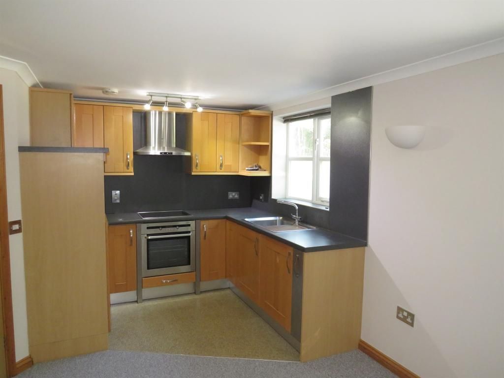 Property photo 3 of 9 Gallery