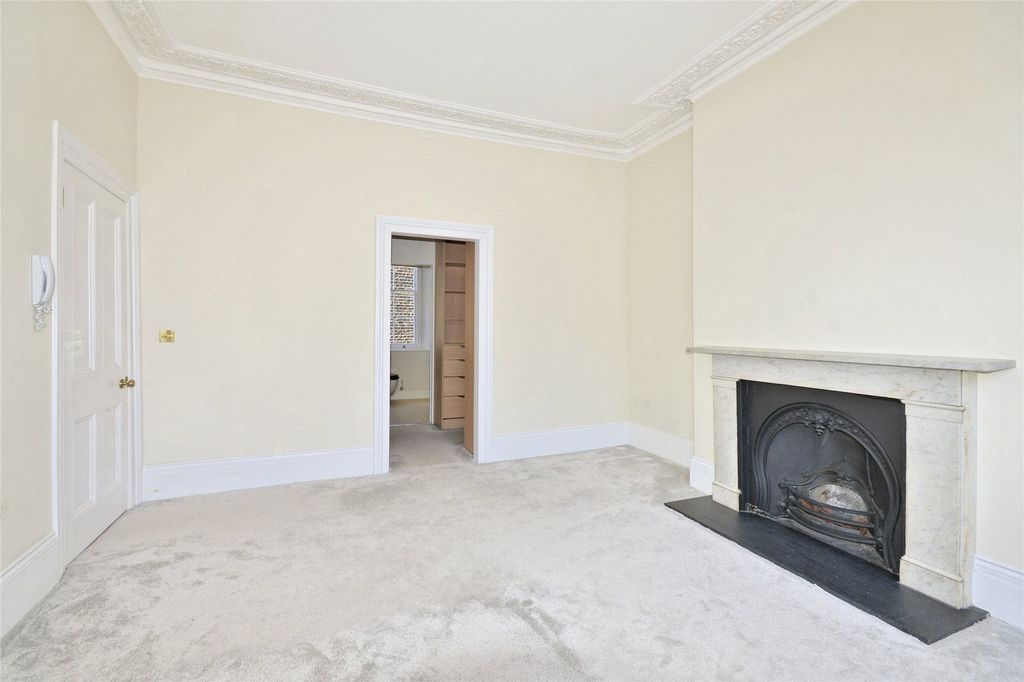 Property photo 3 of 13 Principal Suite