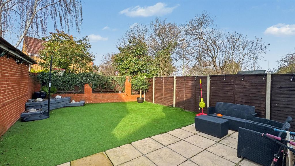 Property photo 2 of 12 Outside