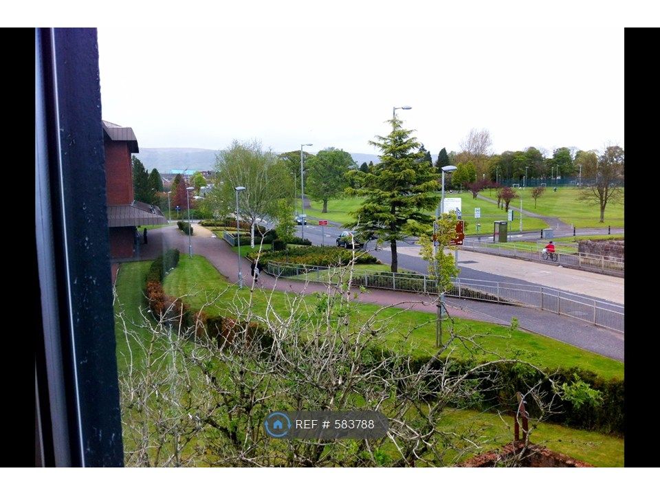Property photo 3 of 14 View Of The Park From Back Room
