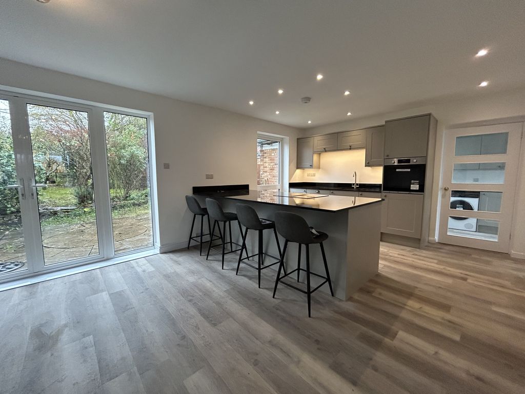 Property photo 1 of 13 Img_3210