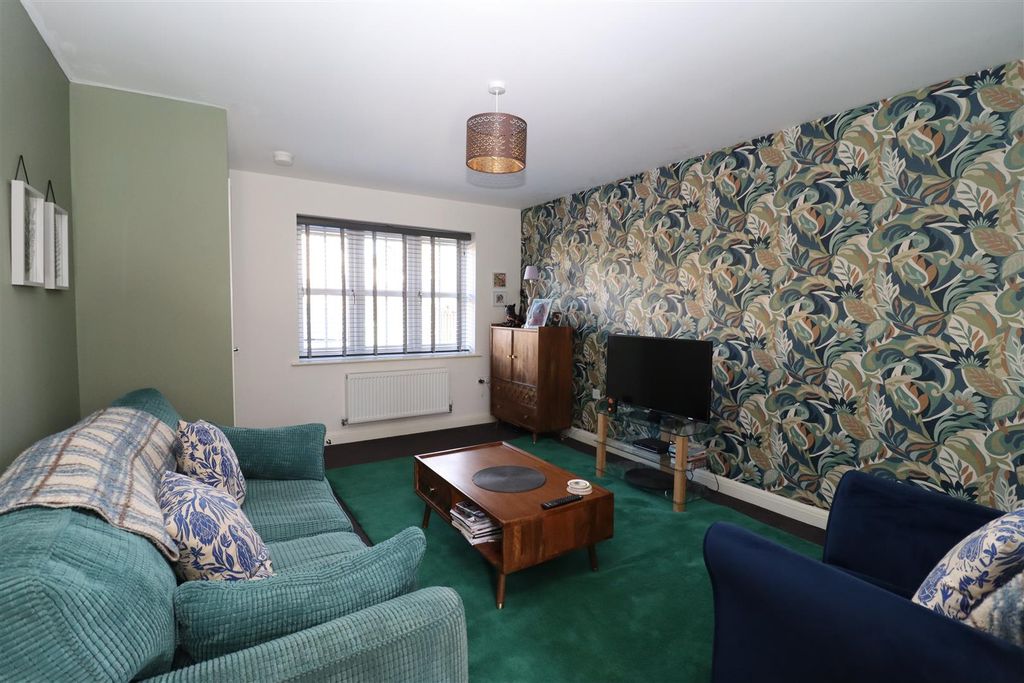 Property photo 2 of 15 Img_8227.Jpg