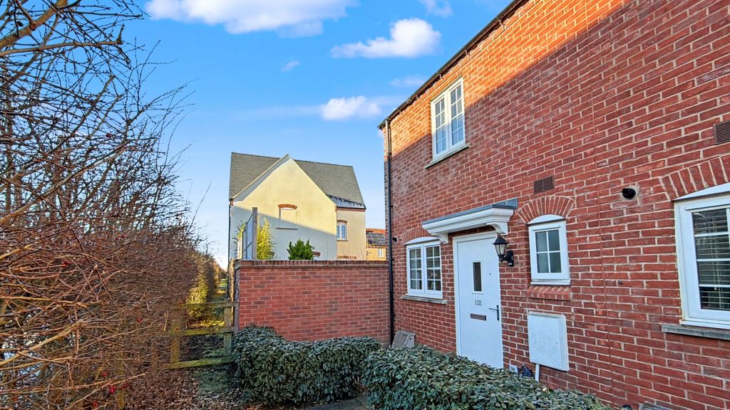 Property photo 1 of 15 4691840