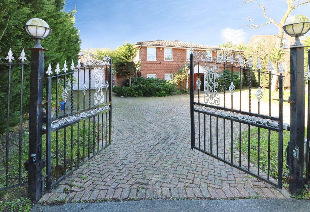 Property photo 3 of 35 Picture No. 61