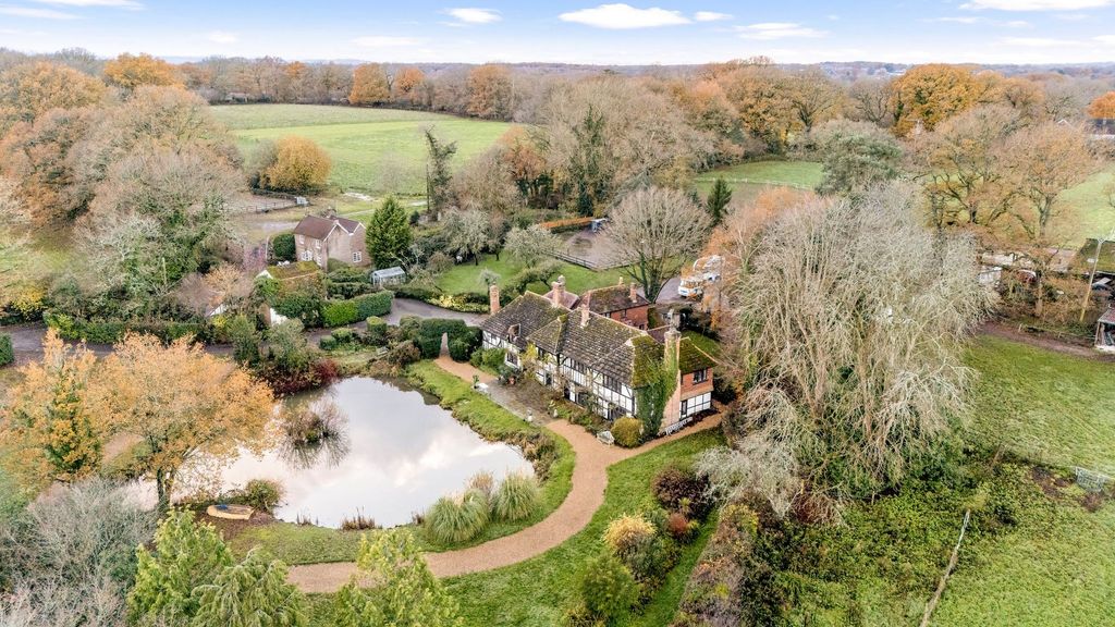 Property photo 1 of 47