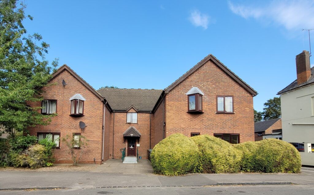 Property photo 1 of 5