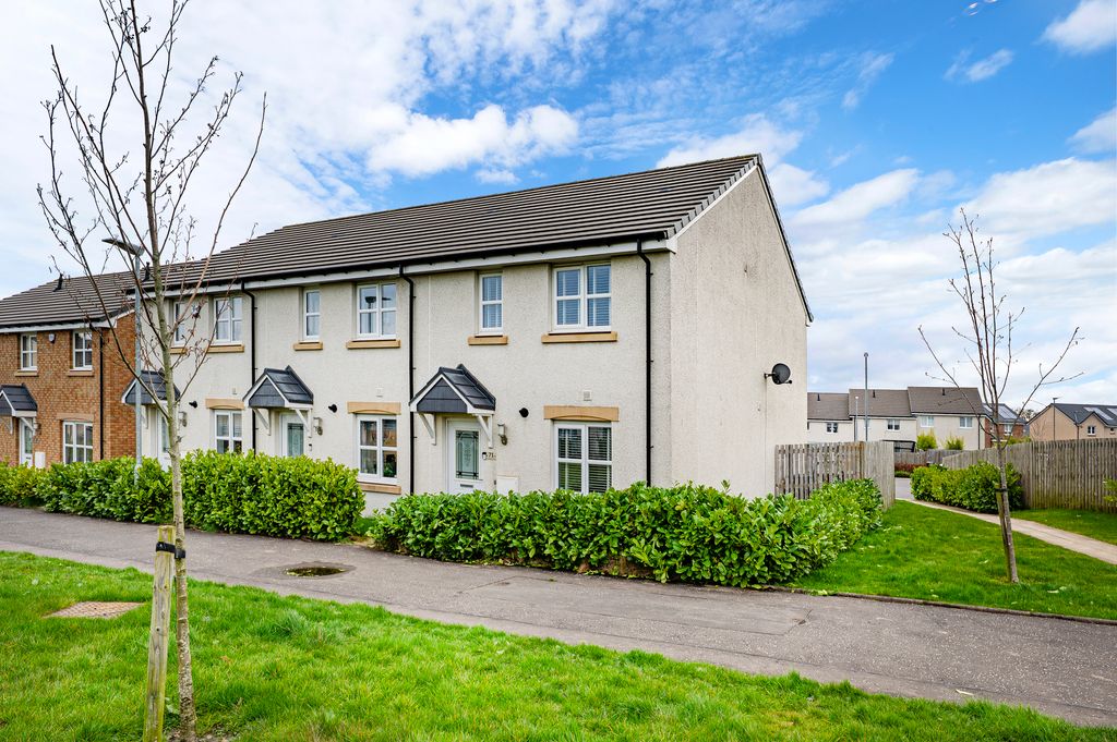 Property photo 1 of 39