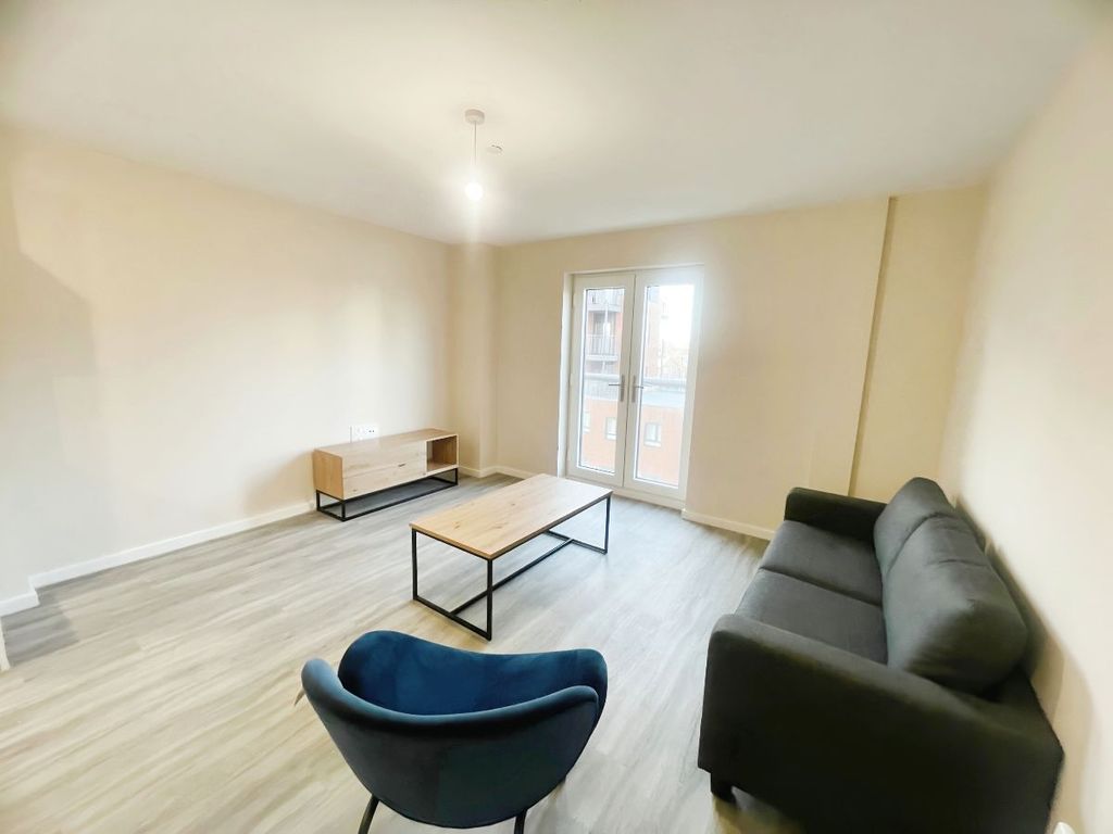 Property photo 3 of 12