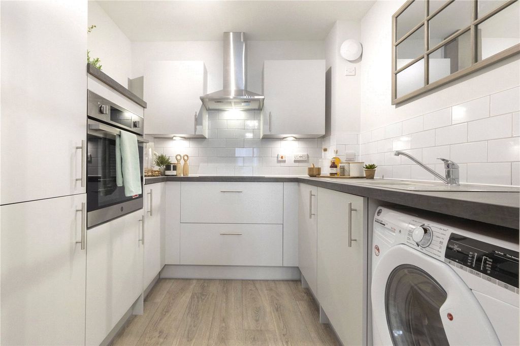 Property photo 3 of 9 Picture No. 06