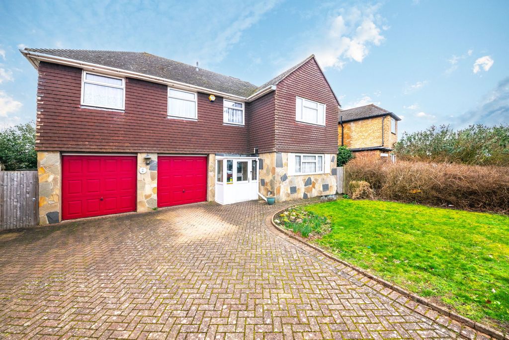 Property photo 1 of 54