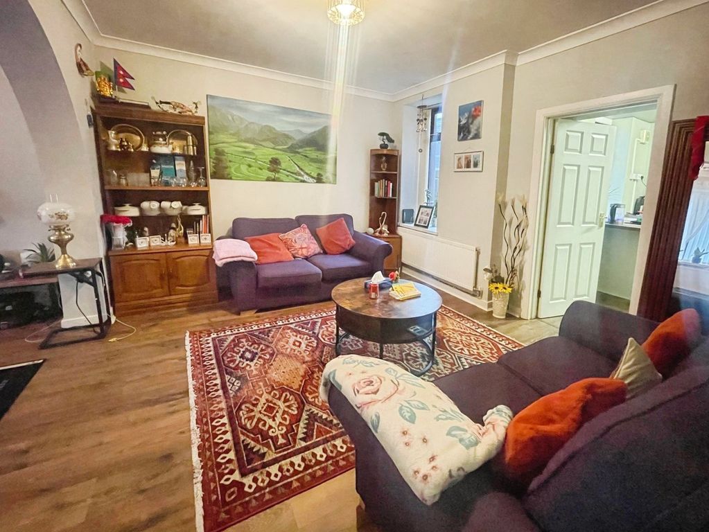 Property photo 2 of 14