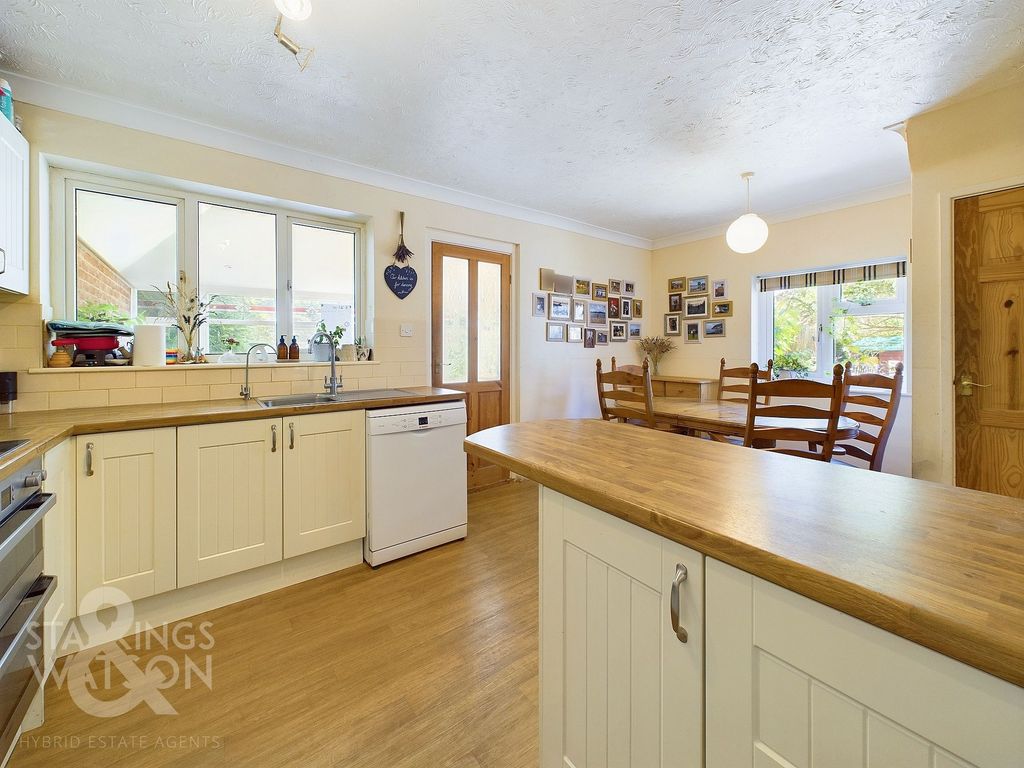 Property photo 1 of 25