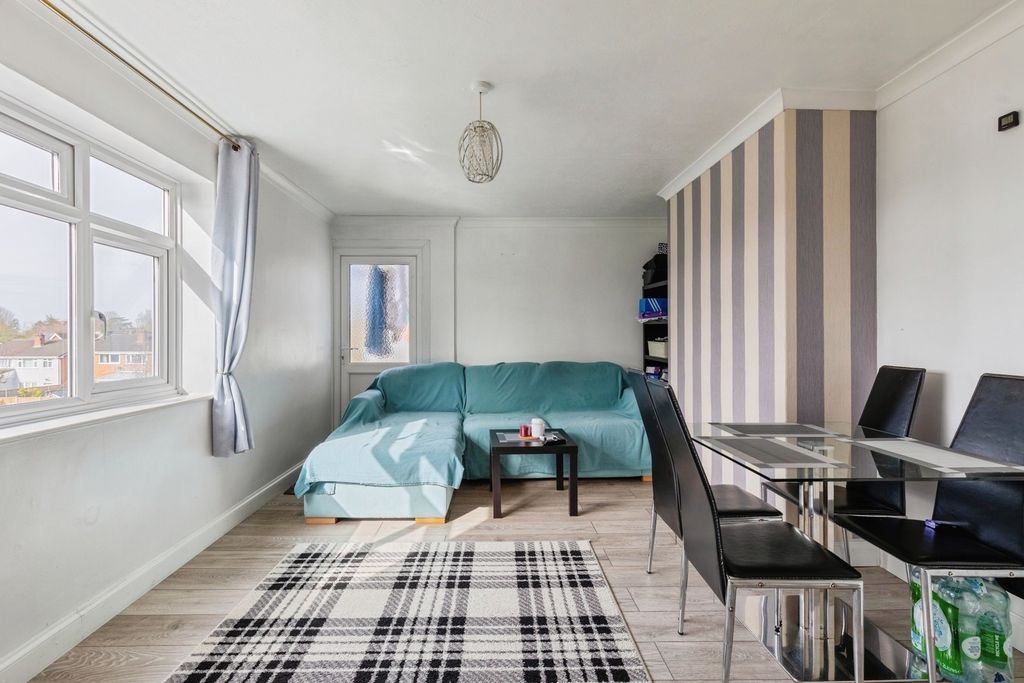 Property photo 2 of 14 Pbox-Img.Jpg