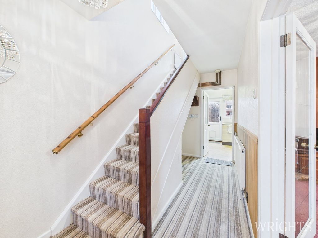 Property photo 3 of 23