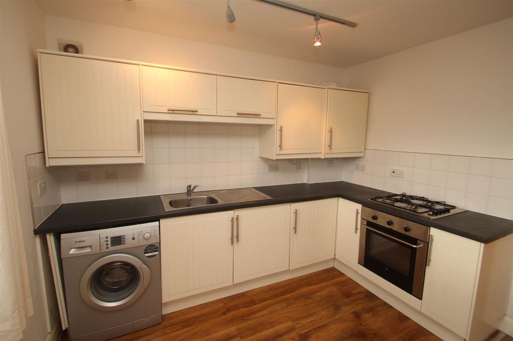 Property photo 2 of 10 Img_4875.Jpg