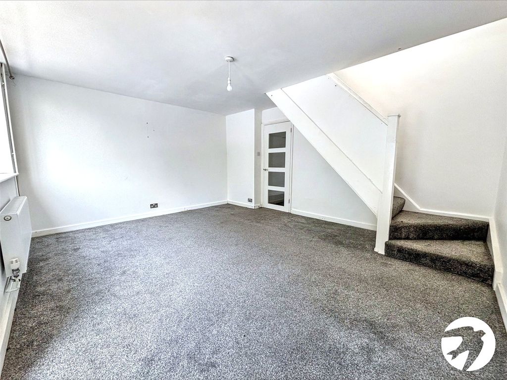 Property photo 2 of 10 Picture No. 06