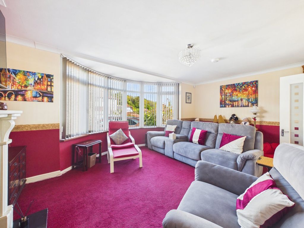 Property photo 3 of 30