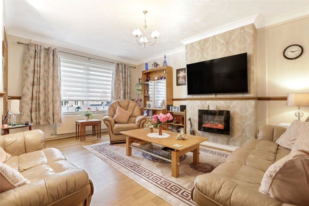 Property photo 2 of 21 Picture No. 03