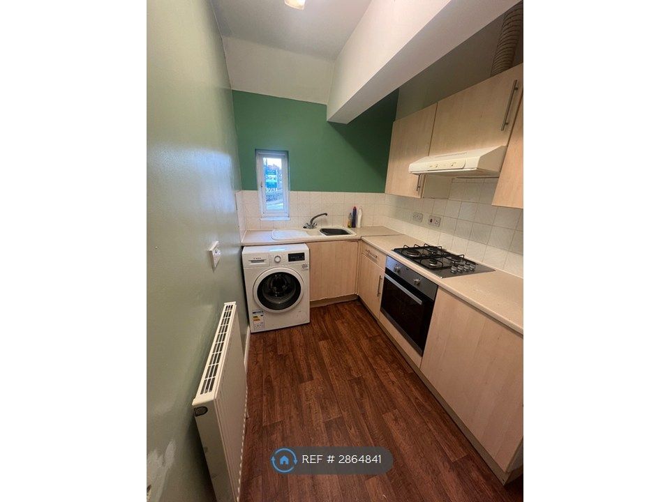 Property photo 2 of 8